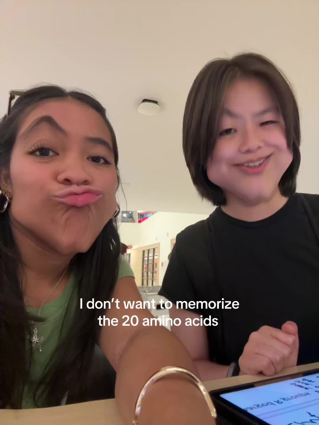 @MARICEL ๐ฆท๐๐ซง
