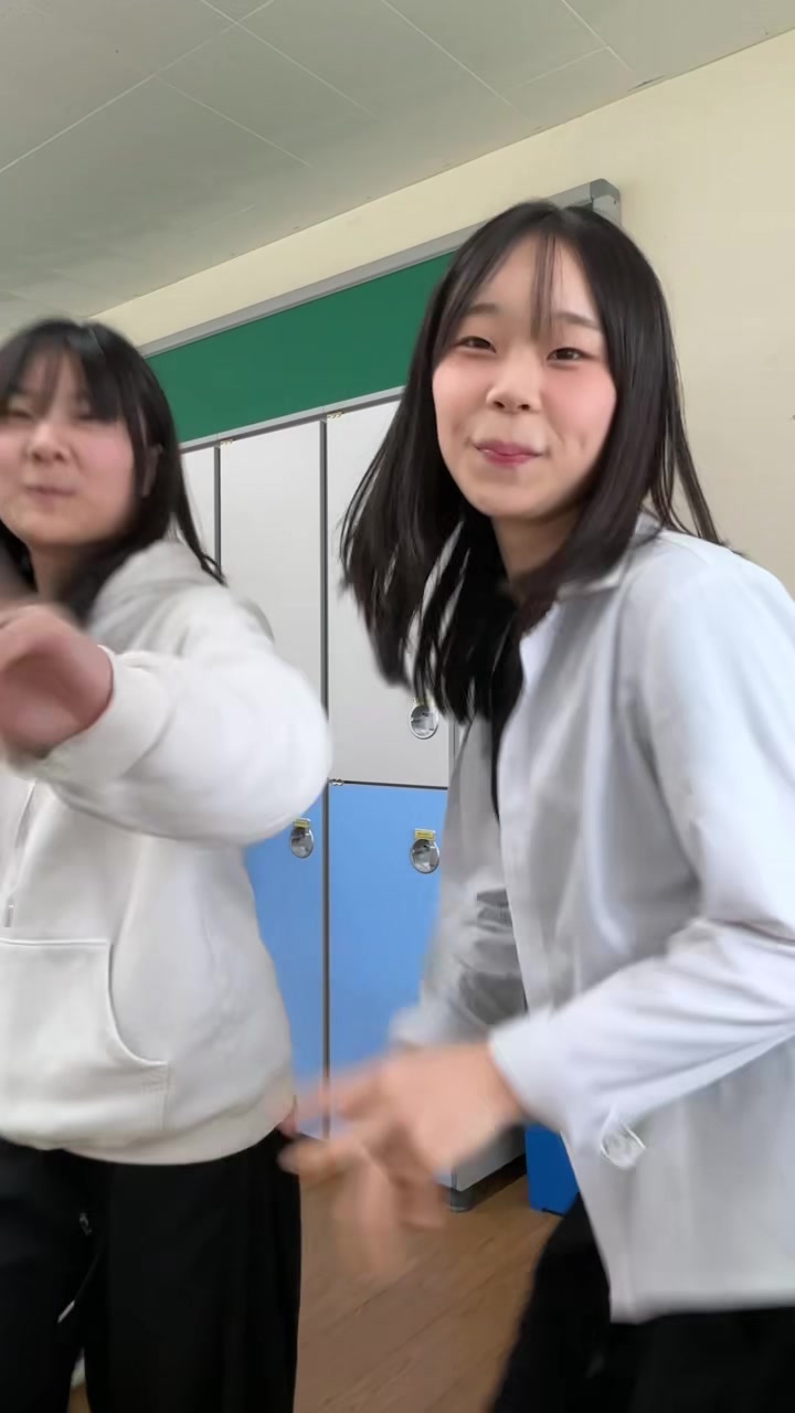 @ye