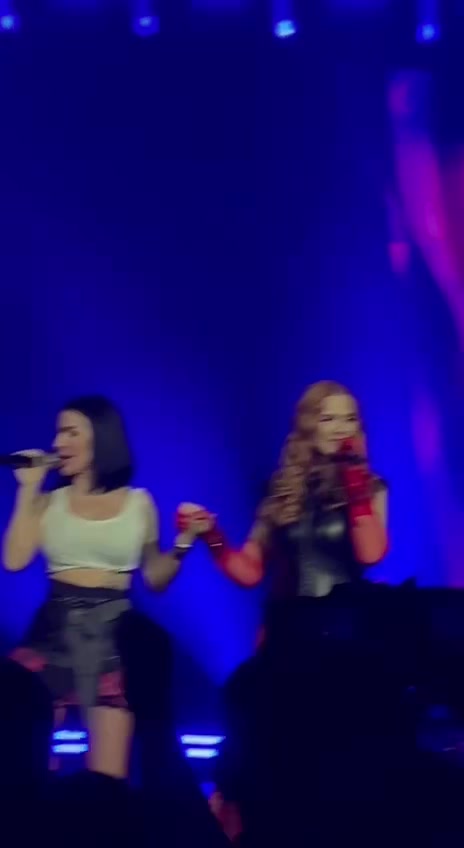 @t.A.T.u m.A.N.i.a