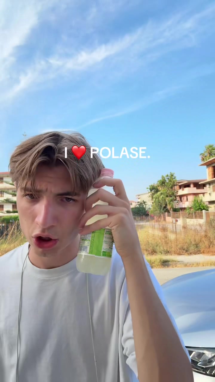 @Reskyu
