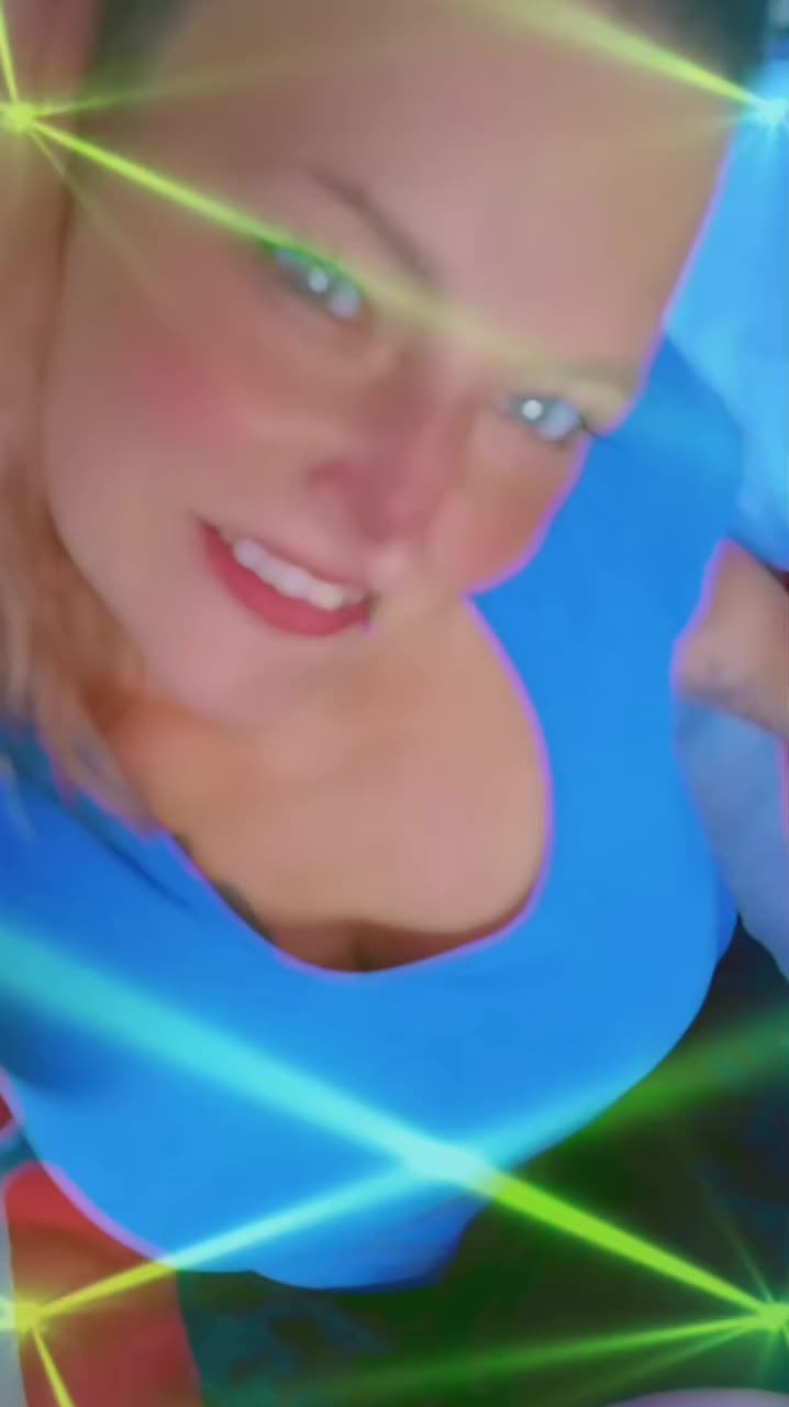 @ₕₑₐd🦋 Qᵤₑₑₙ Wₒₙₙᵢₑ