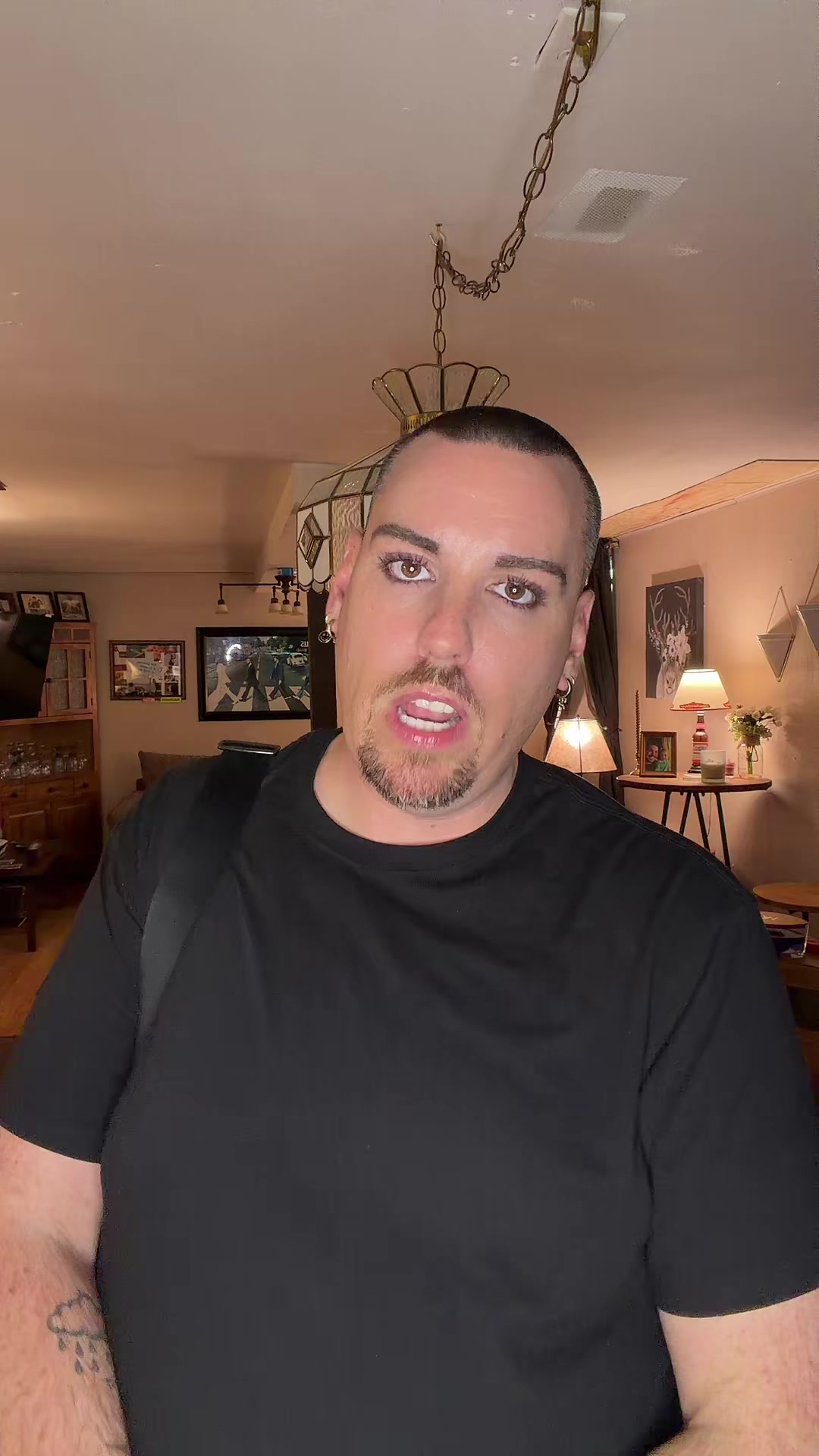 @zachoutloud