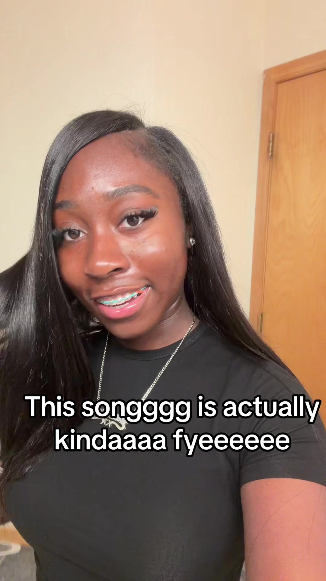 @liahbanksss