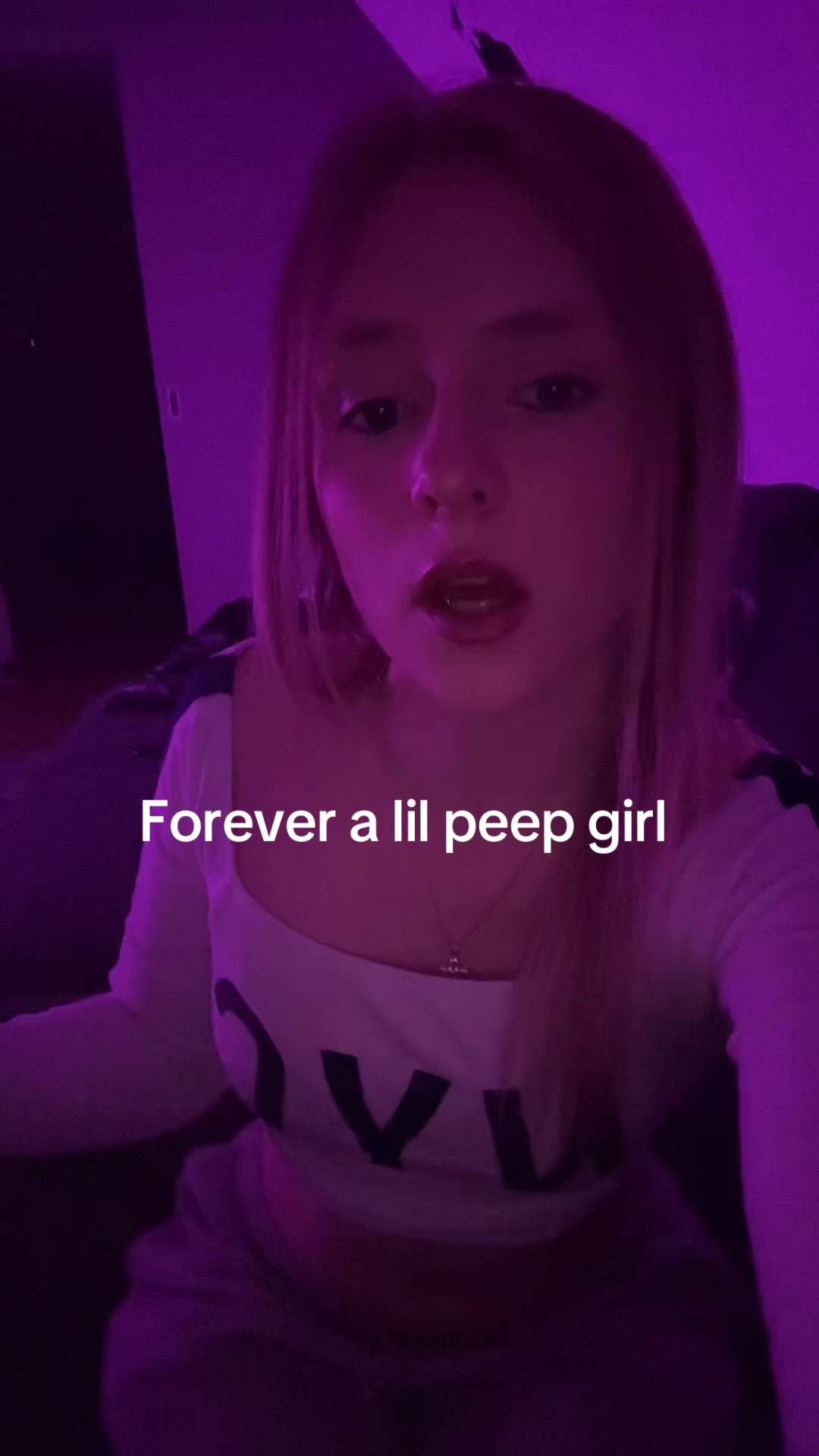 @Bella