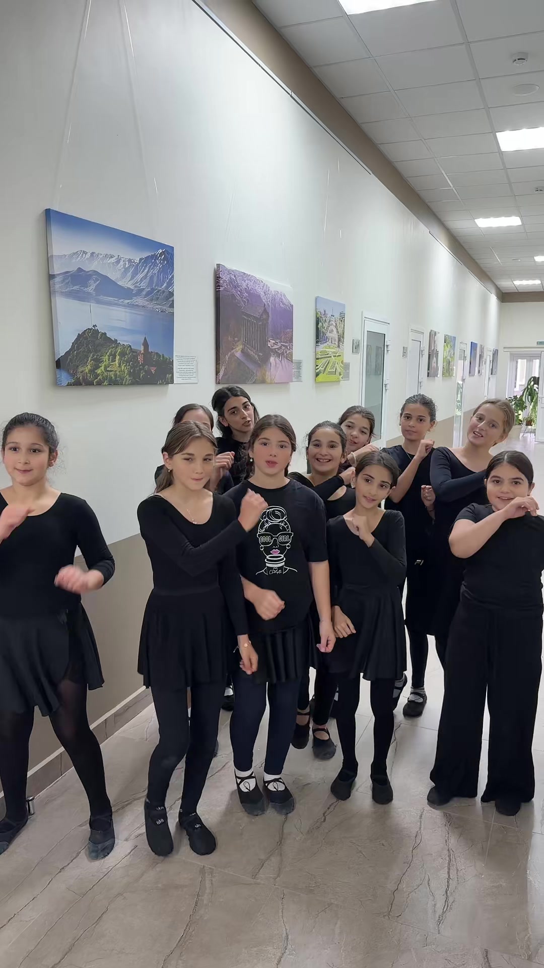 @nairi_dancegroup