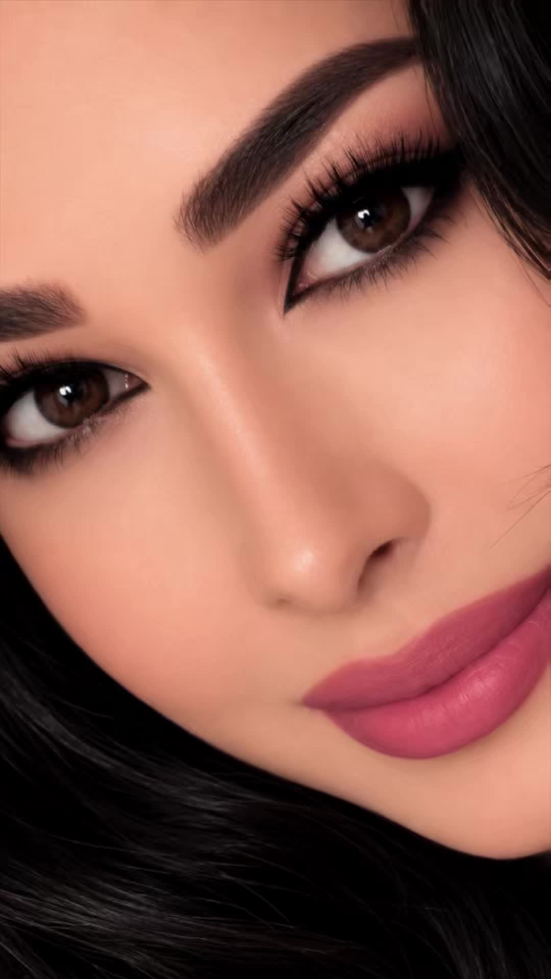 @&spades;️𝒬𝒰𝐸𝐸𝒩 𝐿𝒜𝐿𝐼 &spades;️
