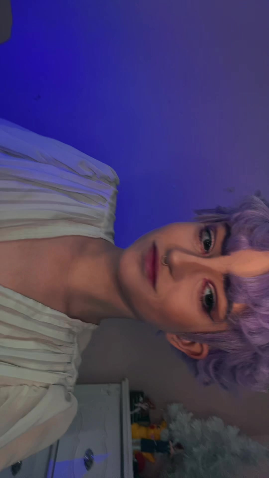 @|~ LyLy ~| HE/THEM