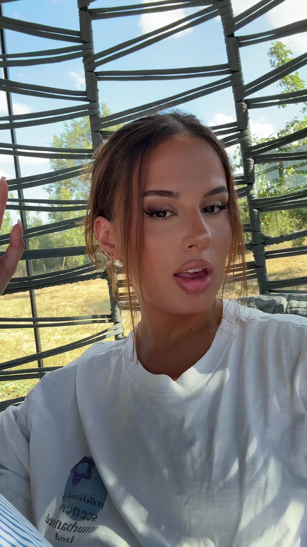 @xoxonita