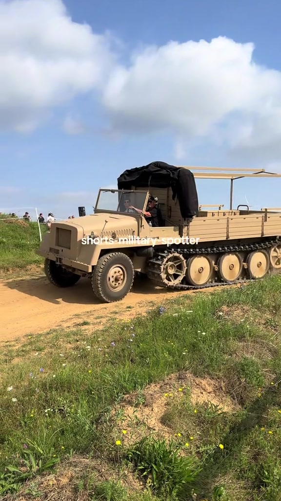 @shorts-military-spotter