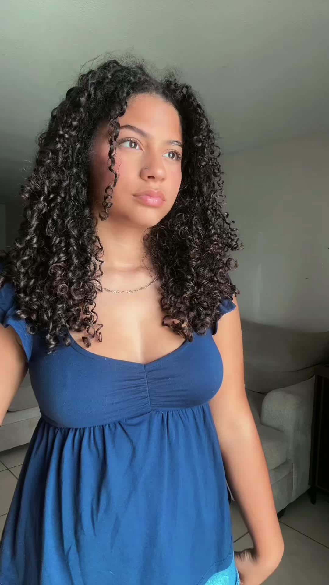 @KiannelyOfficial