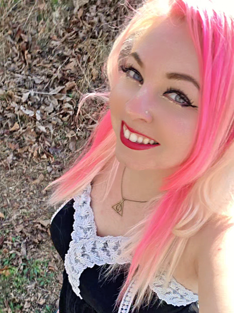 @💫🦋⭐leahpunkypinkgirl⭐🦋💫
