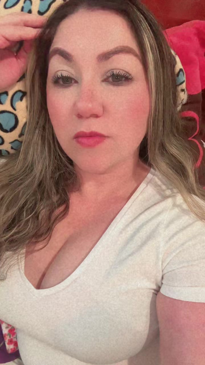 @Angelica González
