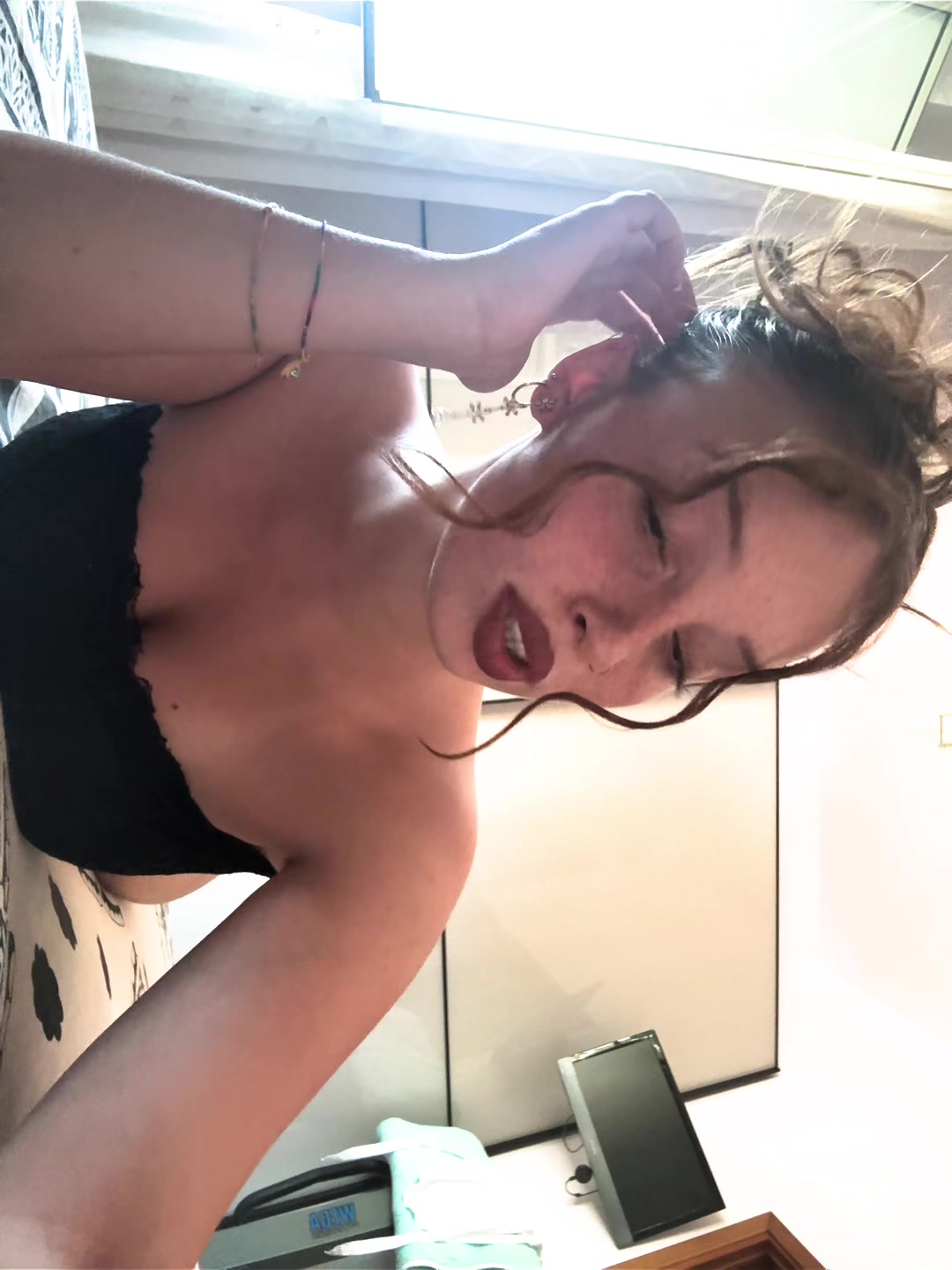 @🍒🦁