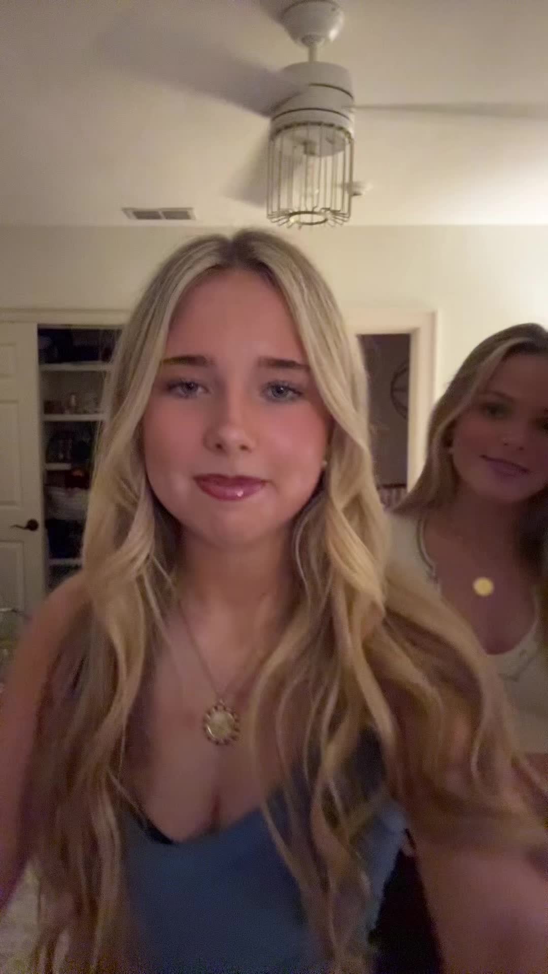 @poppy_hill_