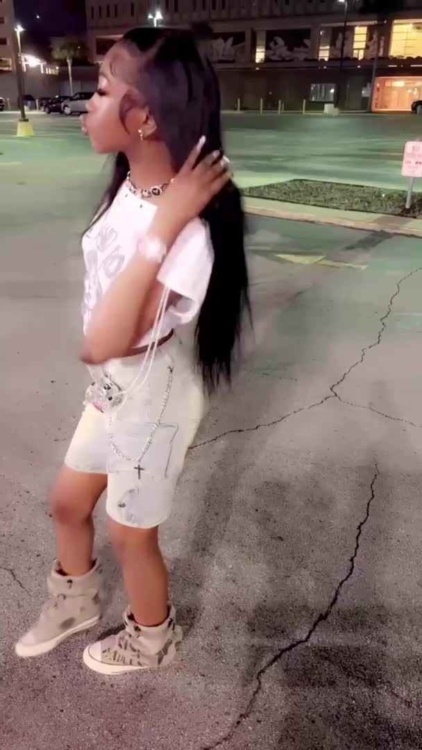@Kwayyy