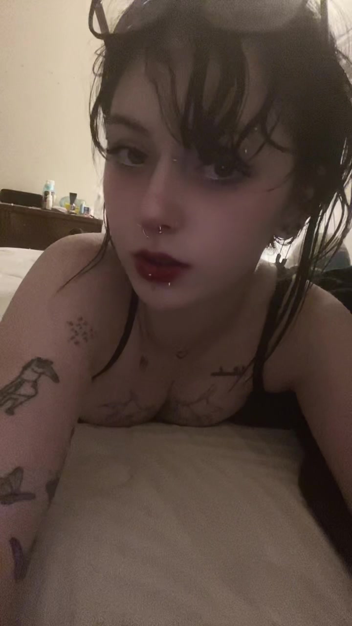 @mckaylee ≽^•༚• ྀི≼