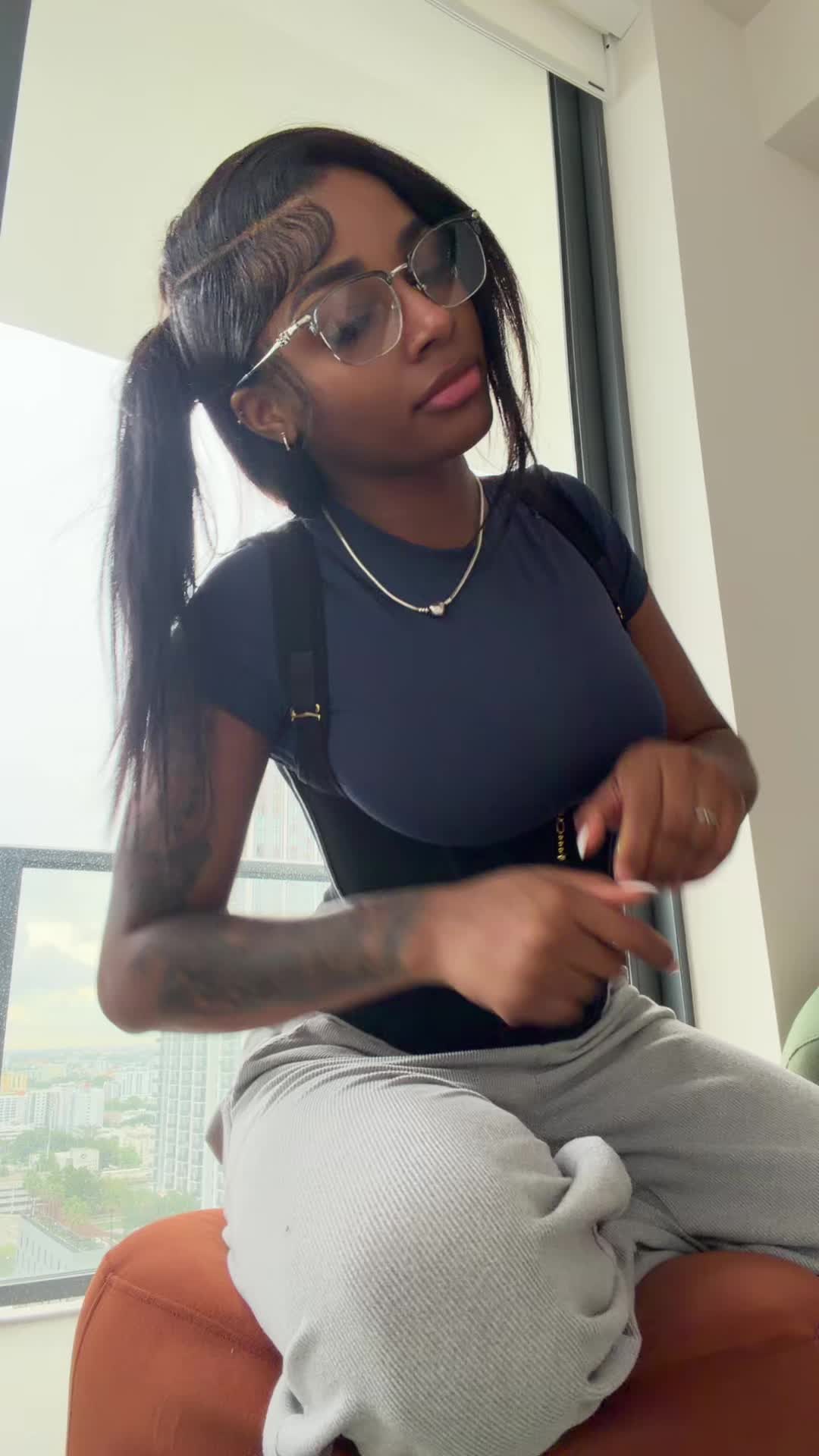 @Ny jenaee