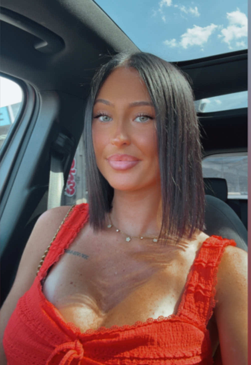@𝑱𝑬𝑺𝑺𝒀𝑰𝑬 🍒