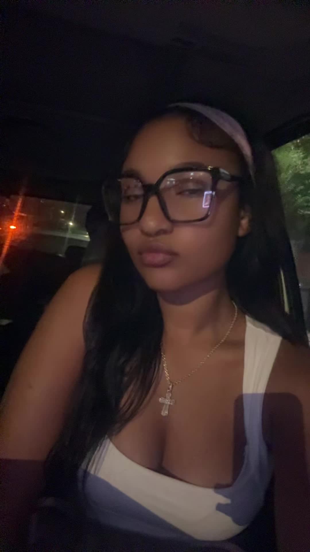 @user738475839