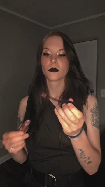 @FlowerDeathQueen