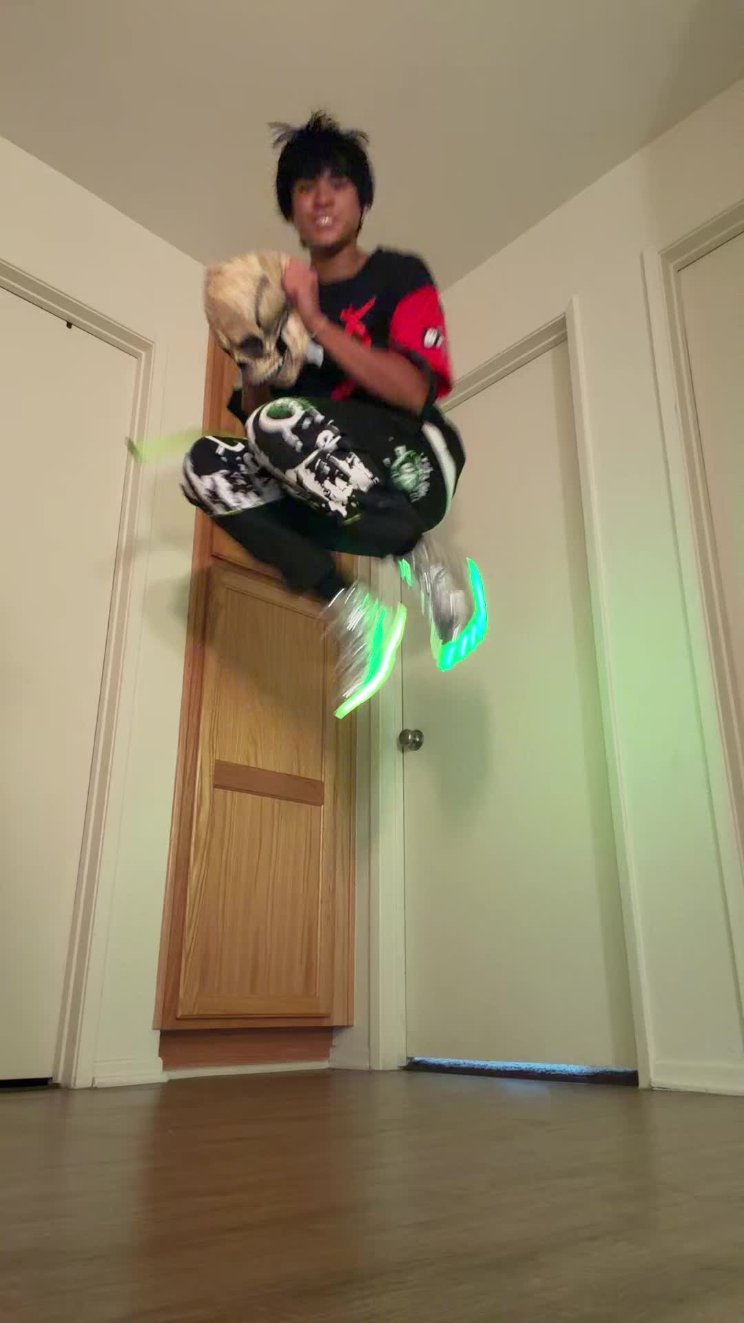 @️brodeez 