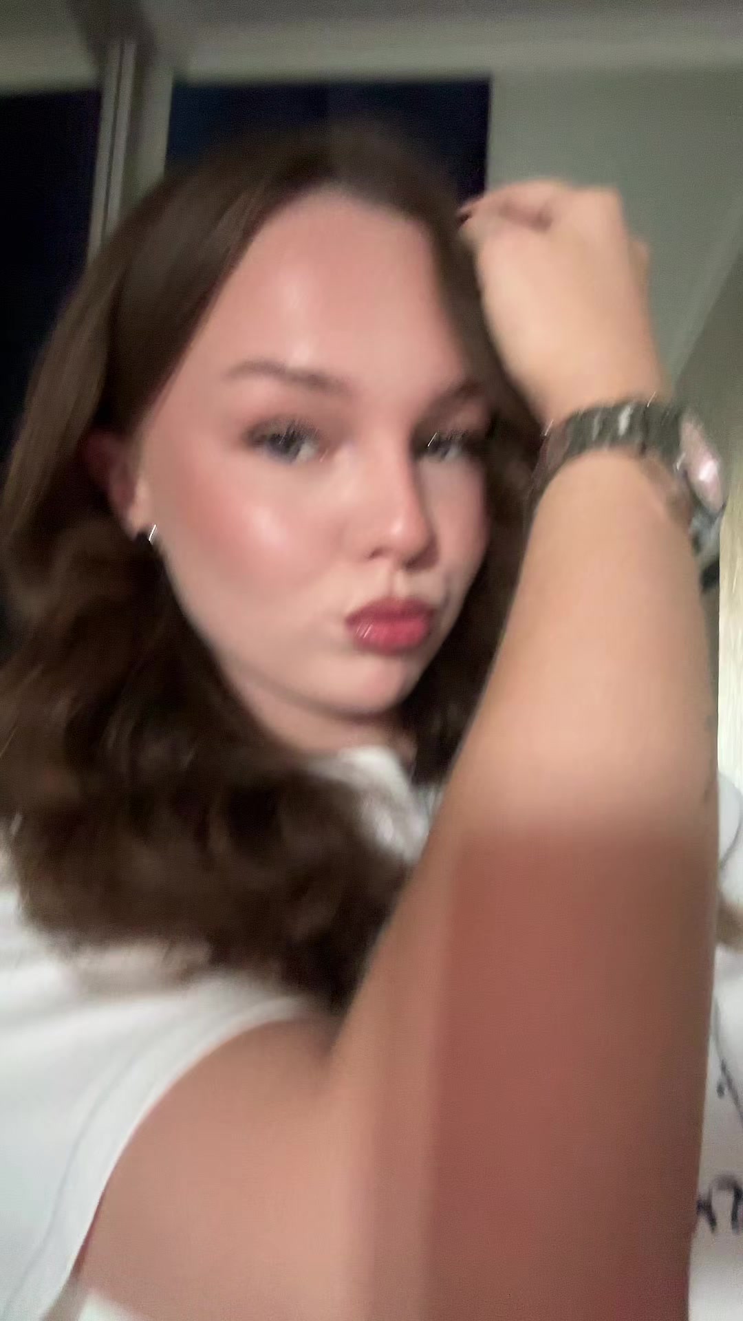 @М.