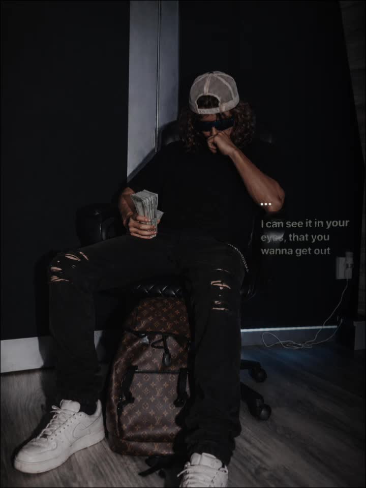 @Brian edits 9⁹9legendsneverdie