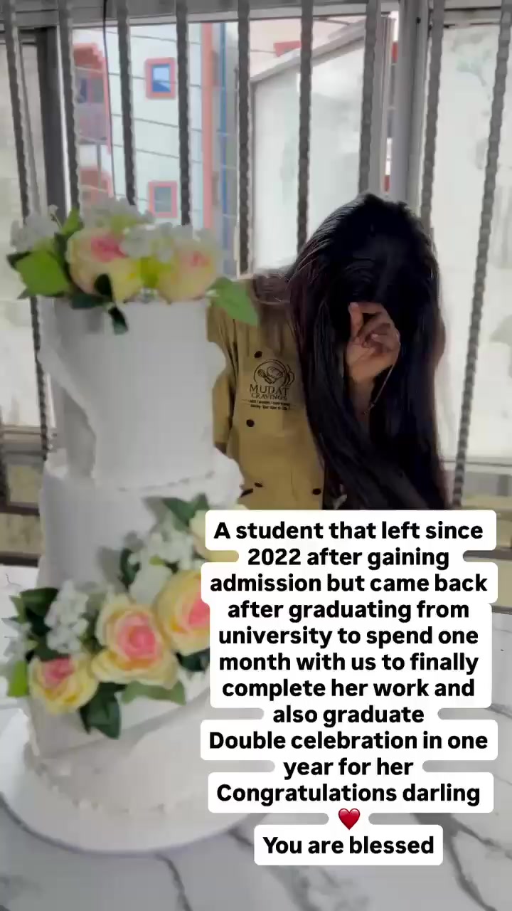 @mbs_cakes_pastries