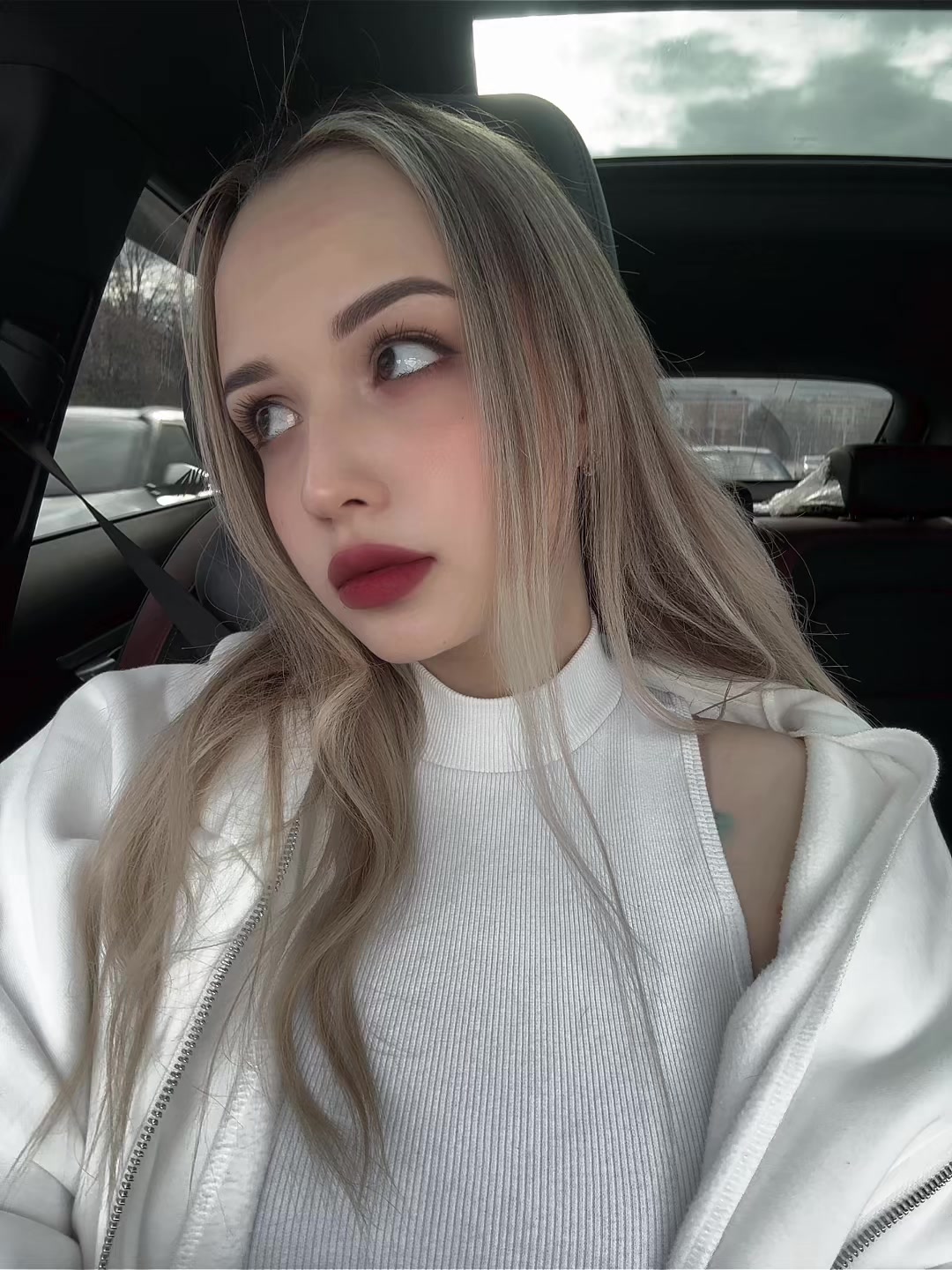 @KKLNKA • Twitch