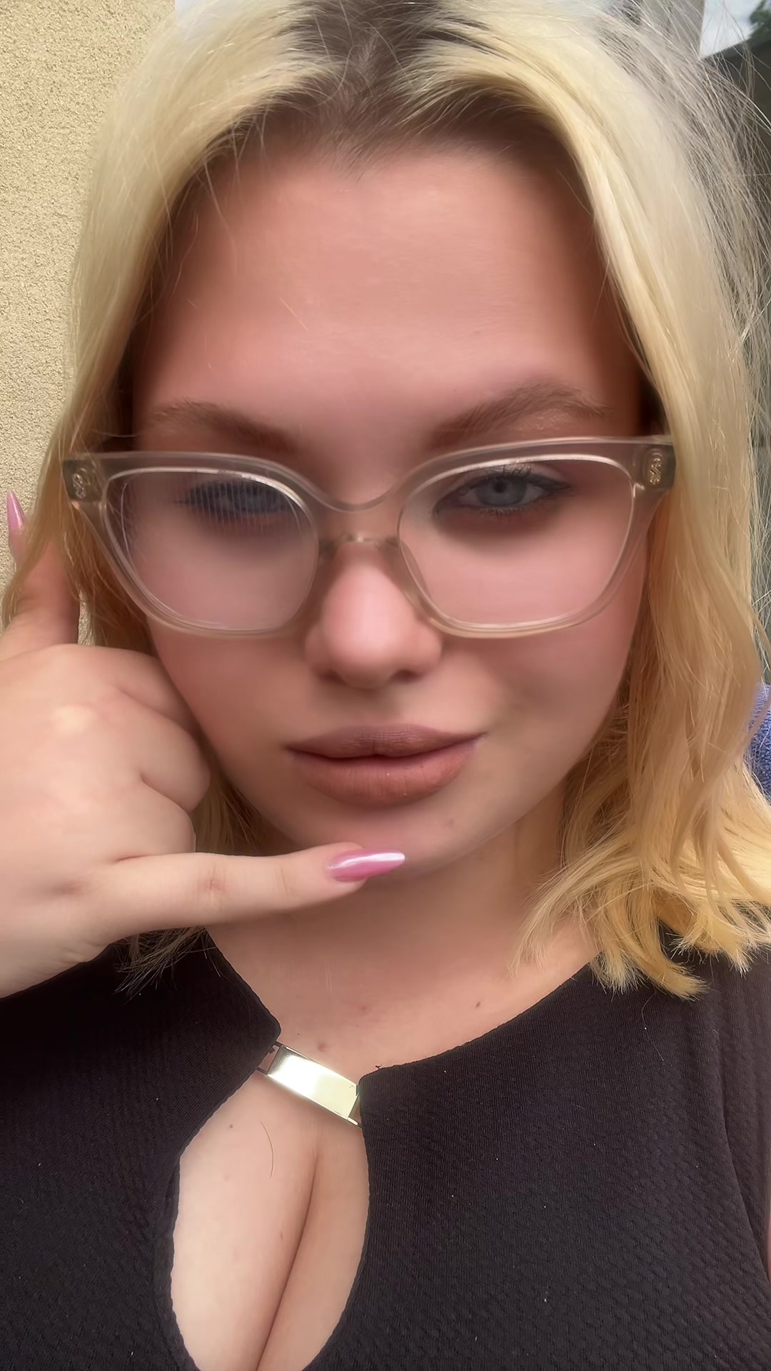 @VLADOVA