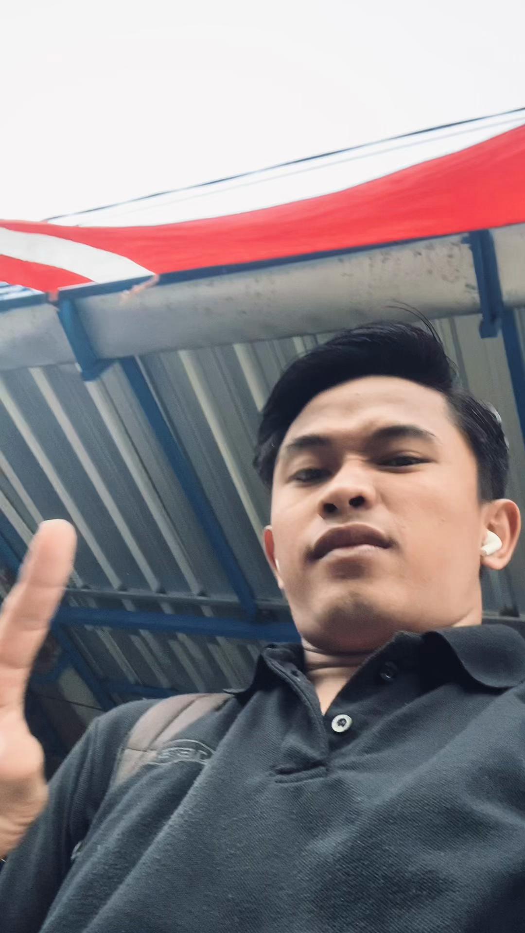 @Juna🤙🏻
