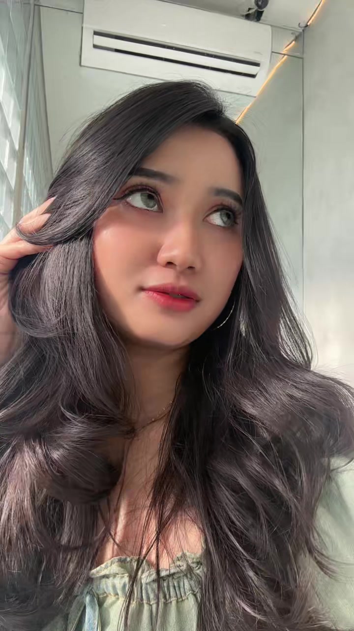 @ririiana_