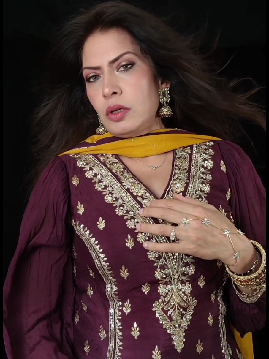 @Saaakshi