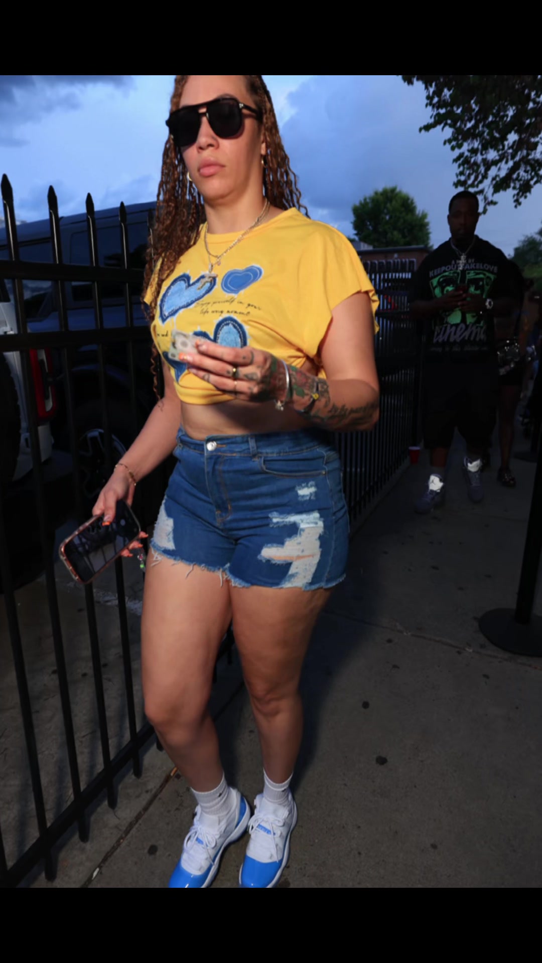 @Crayola_red92