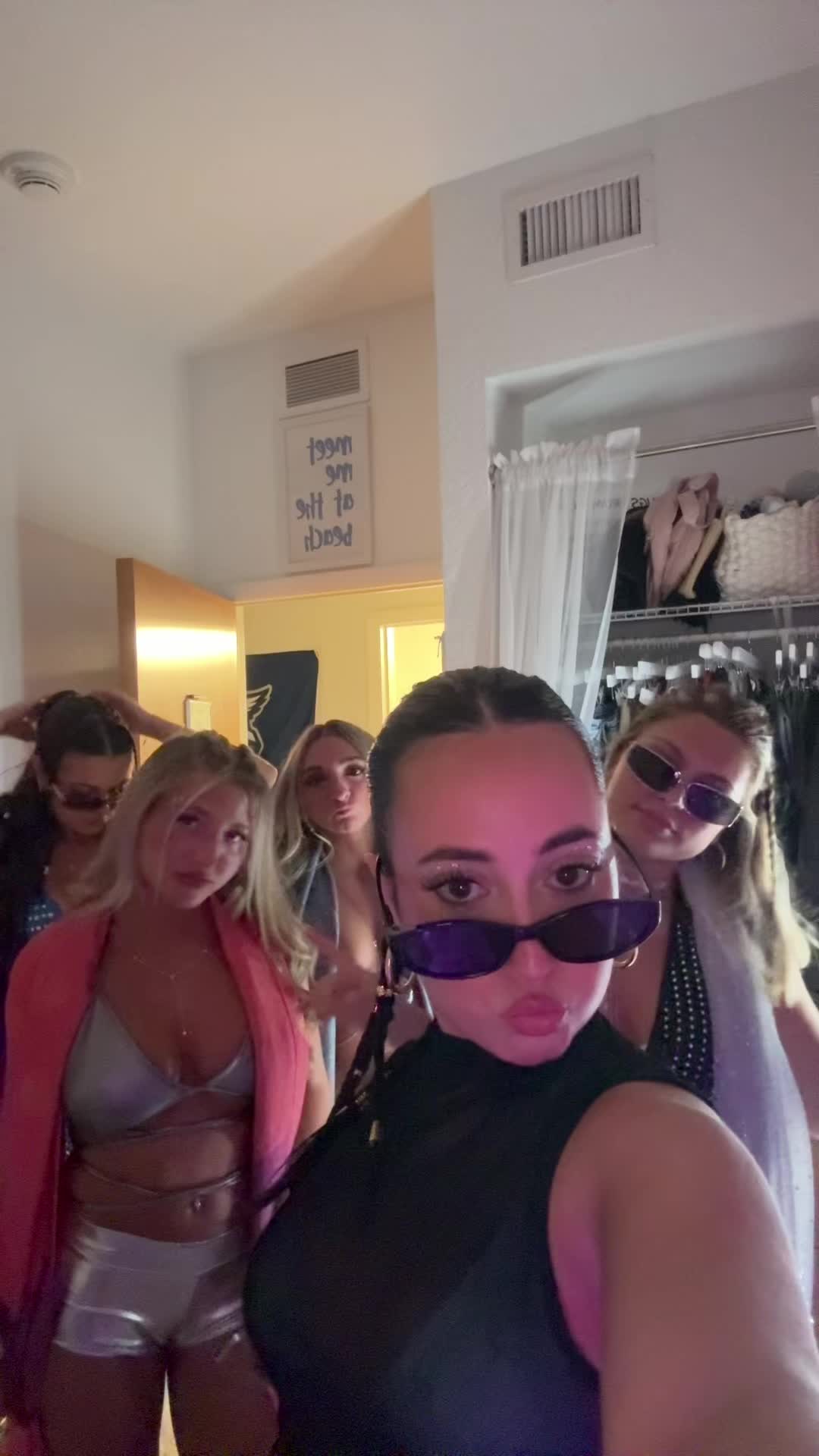 @iz