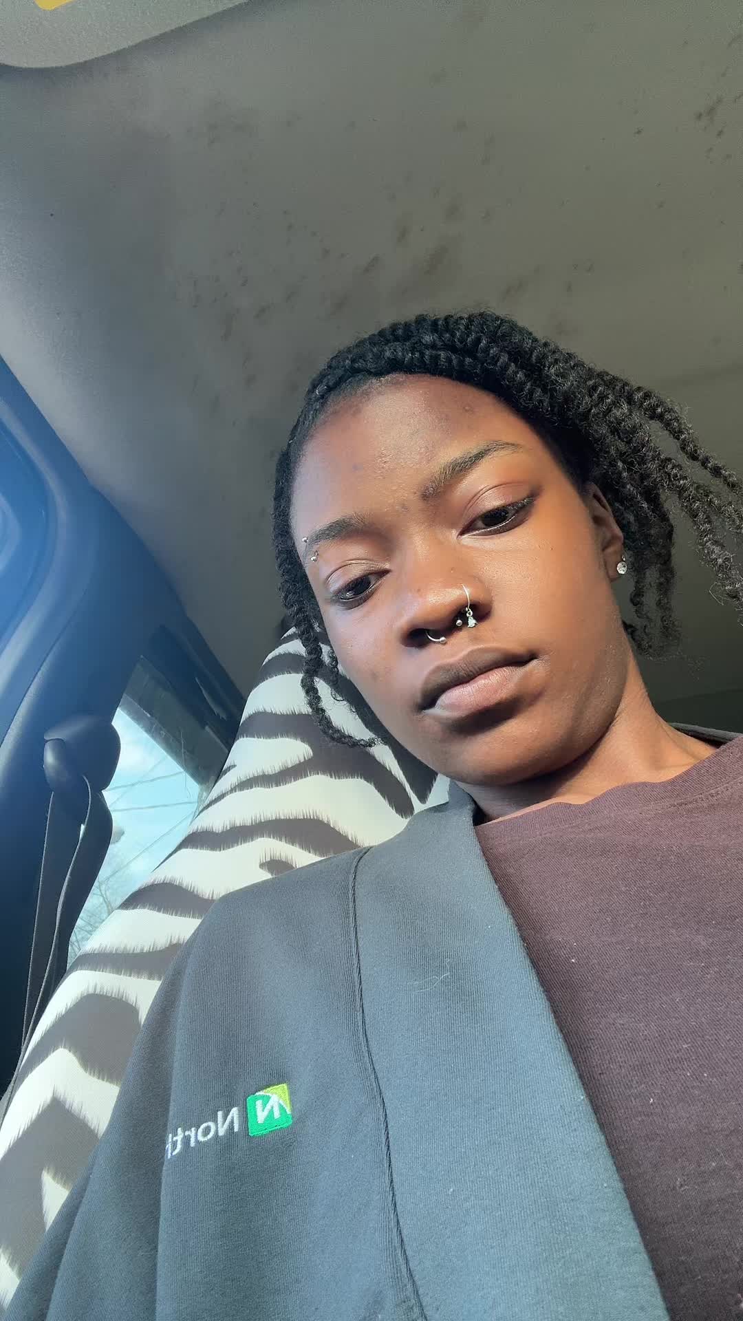 @Sexynini 🪳