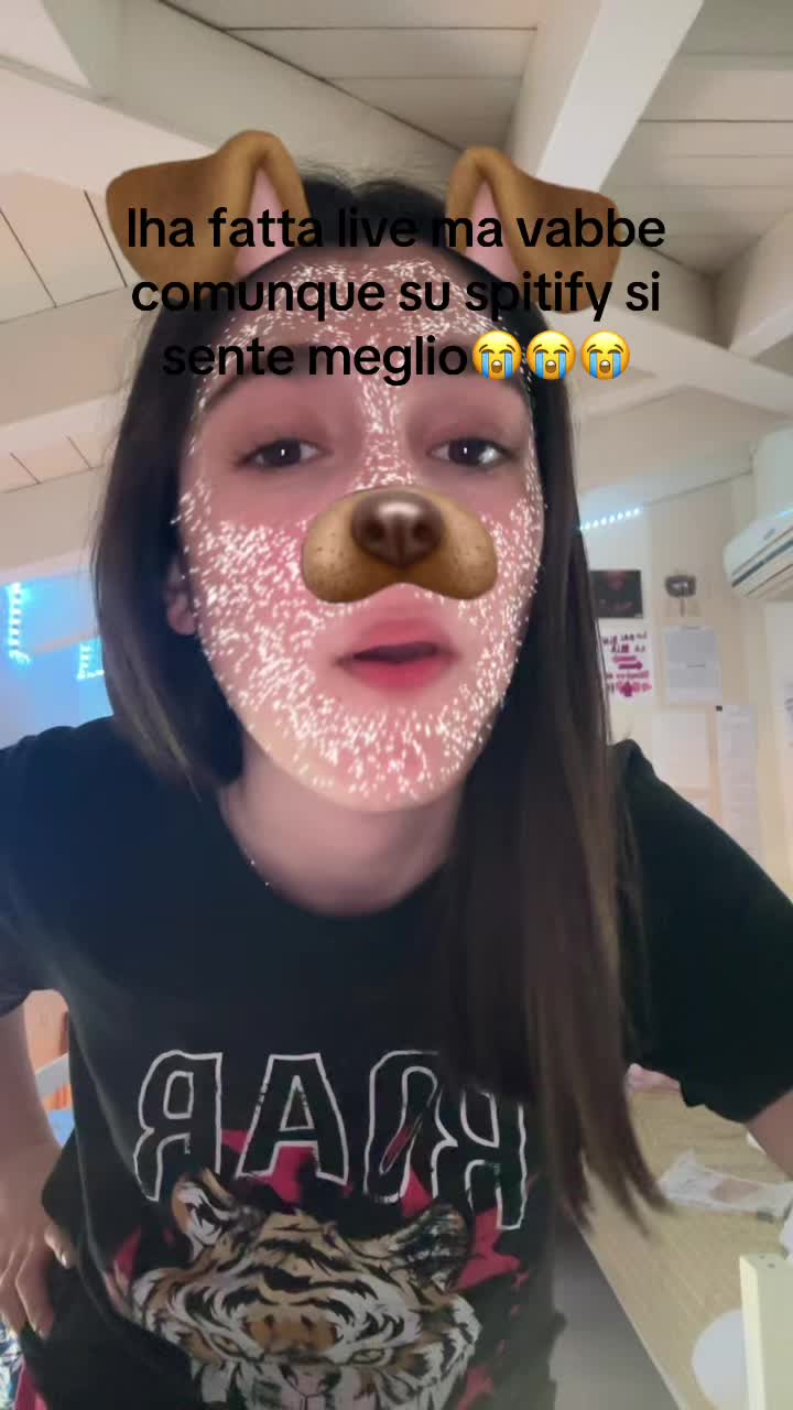 @melaverde____