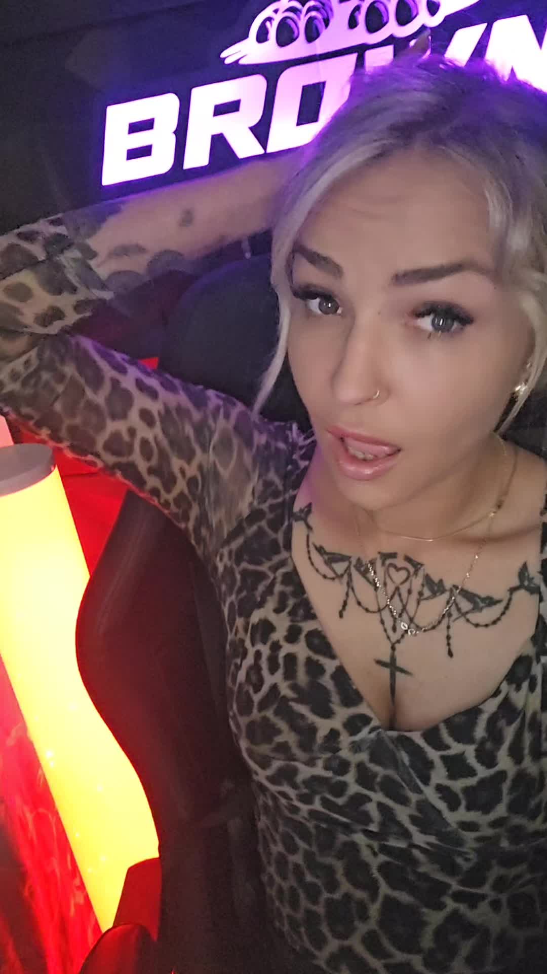 @🦖 Bianca Brown 🦖