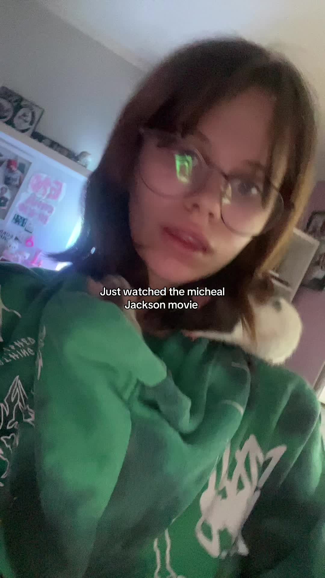 @SomeoneIguess?