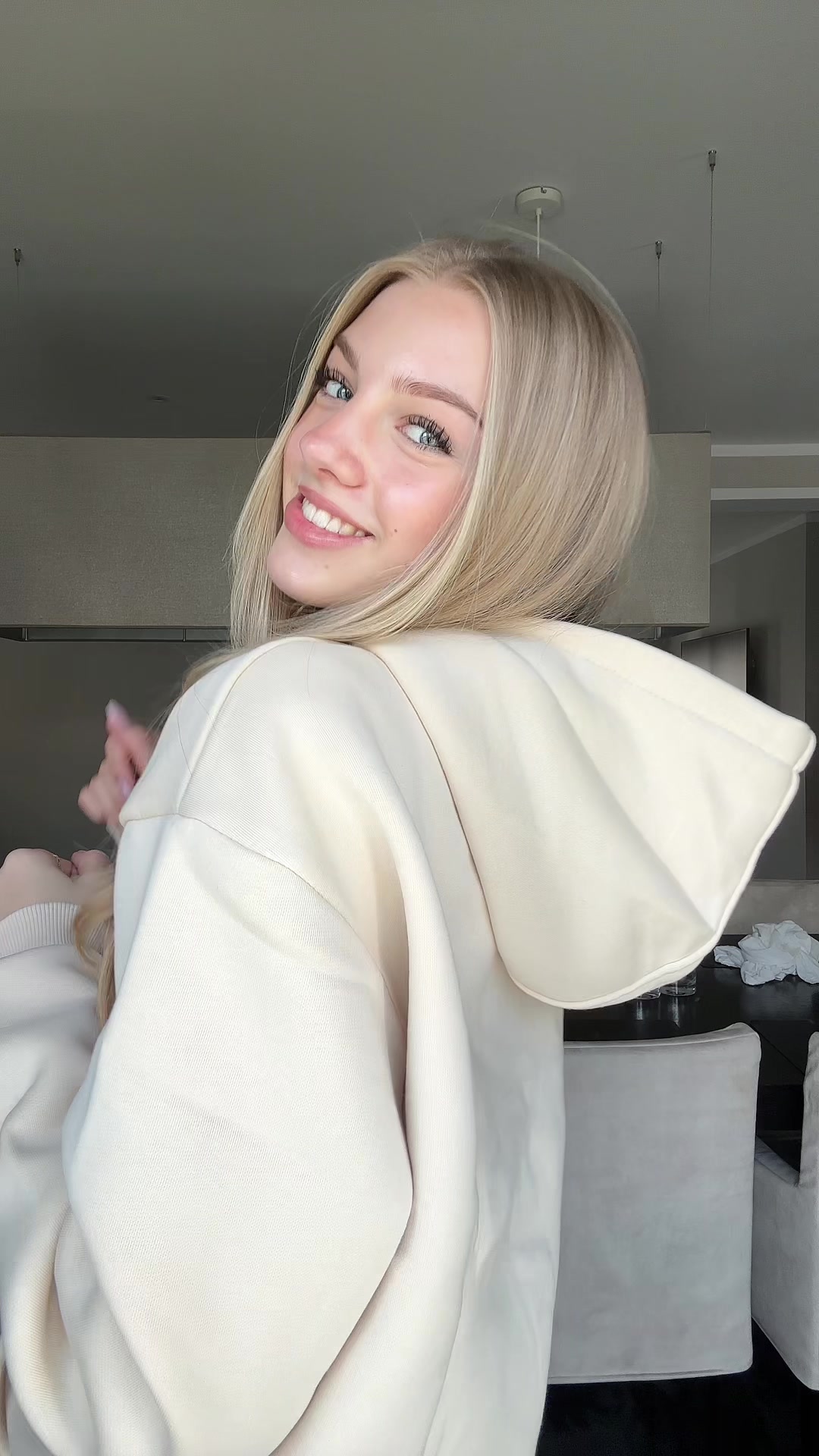 @Lenia