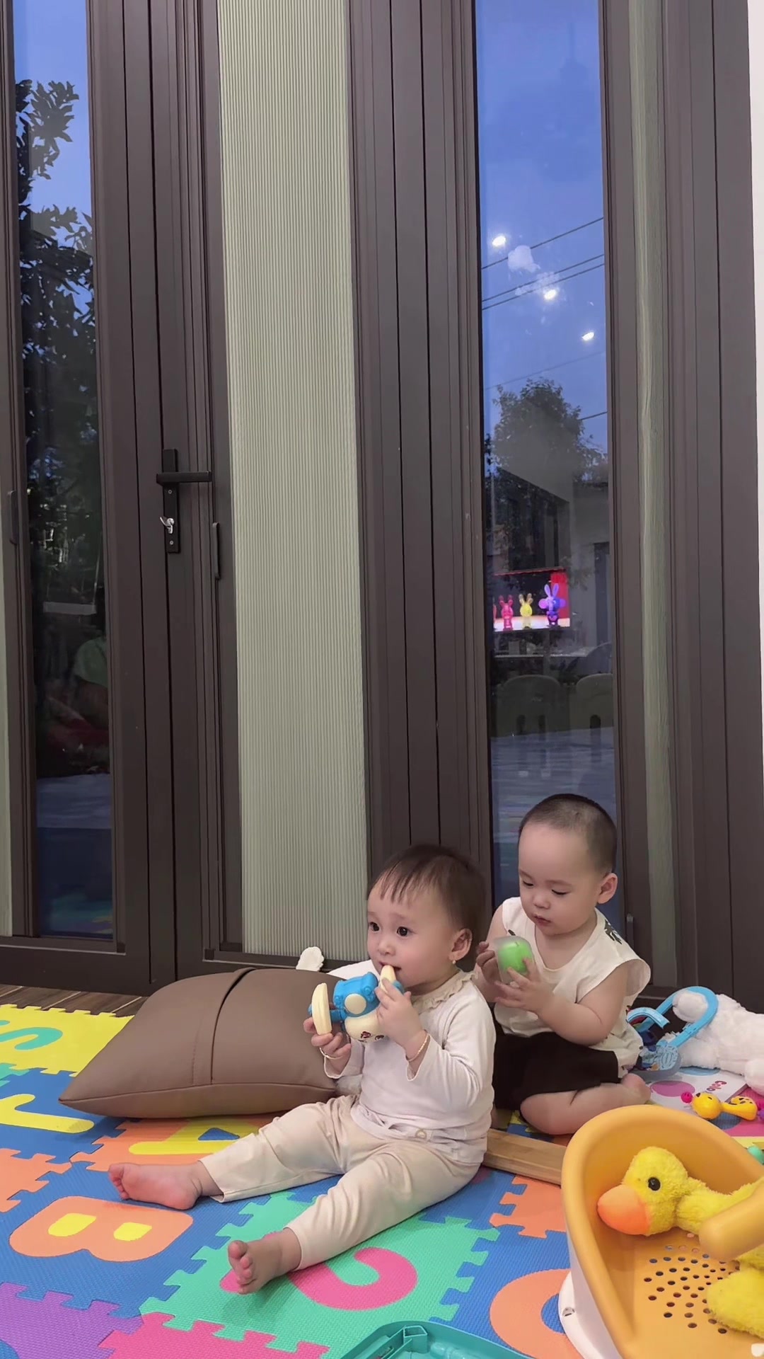 @Jessi v&agrave; Tom