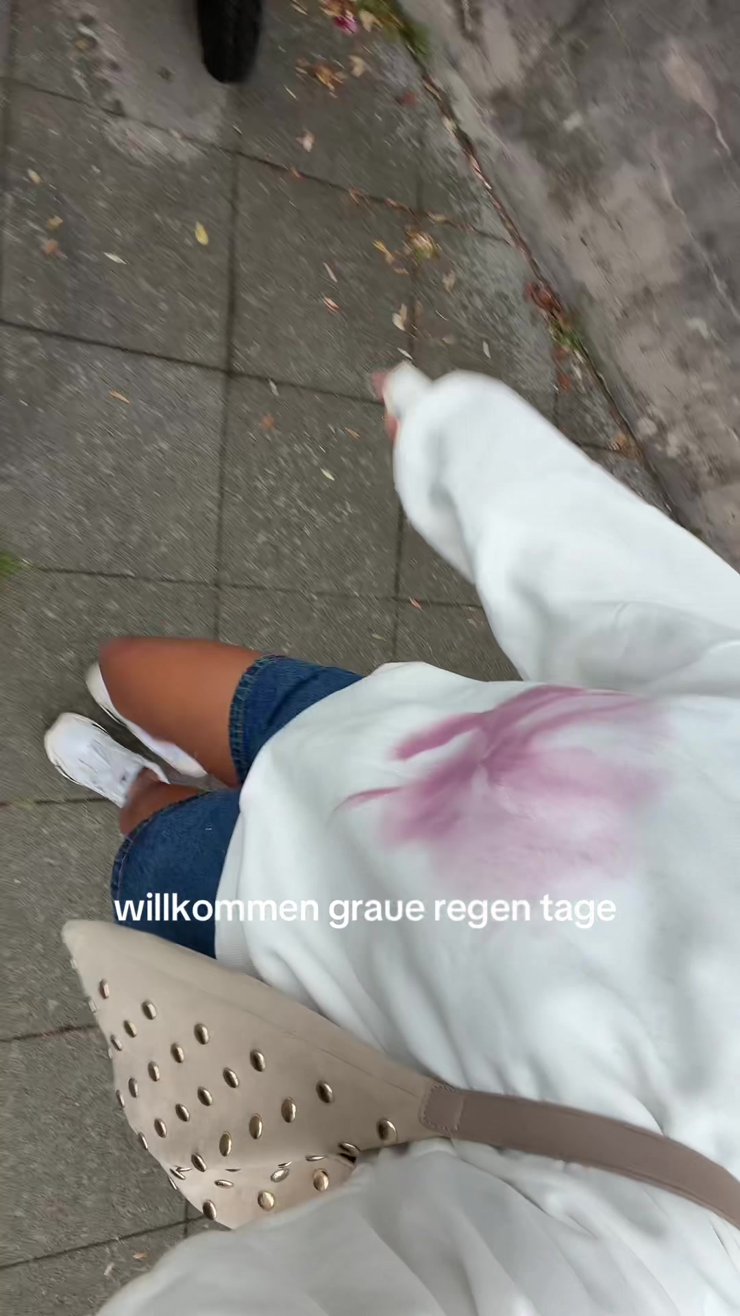 @atinaazizam