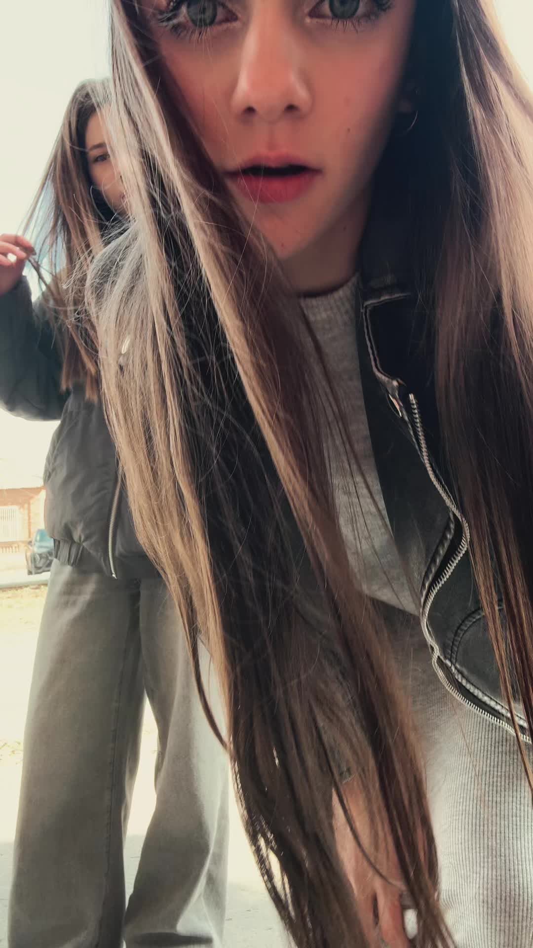 @Drina_