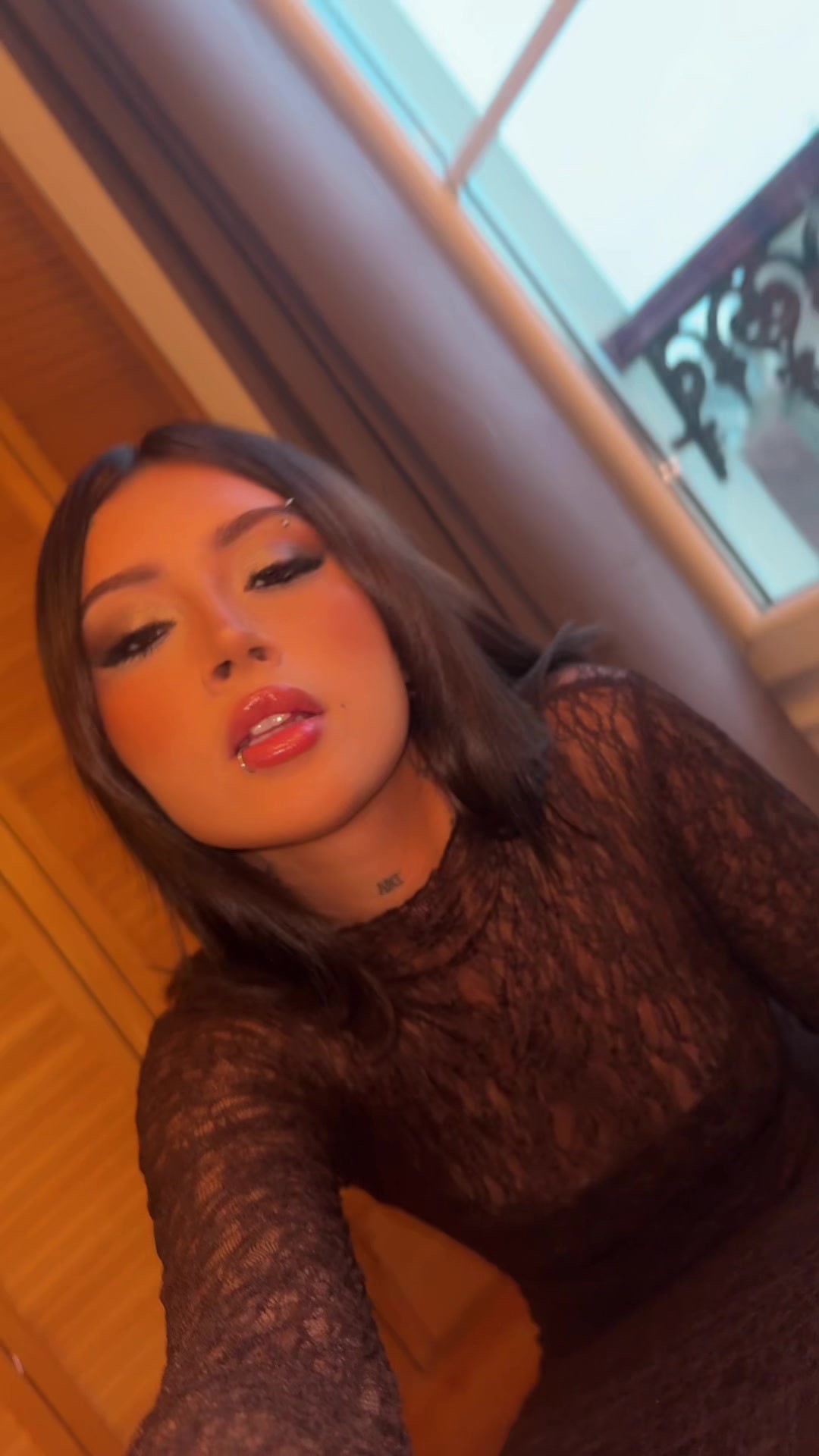 @hannahctout