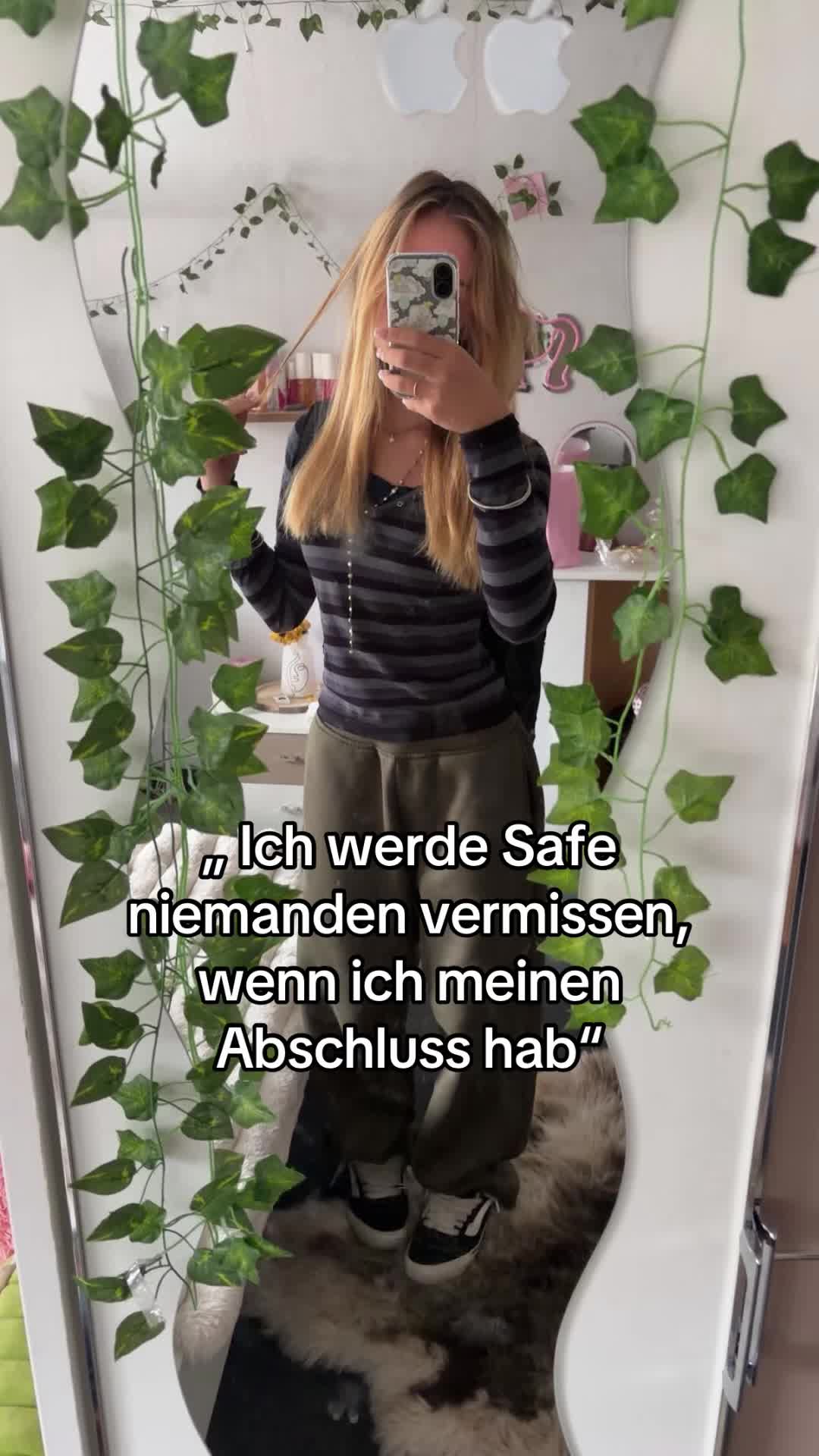 @Lena.spn