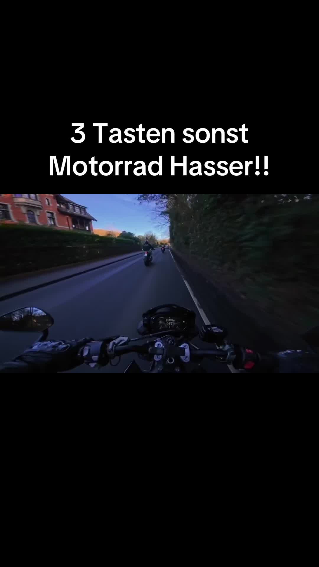 @Naked Essener‘z