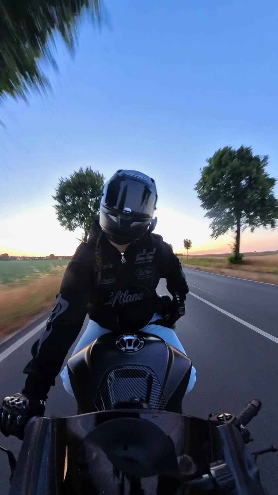 @zoe