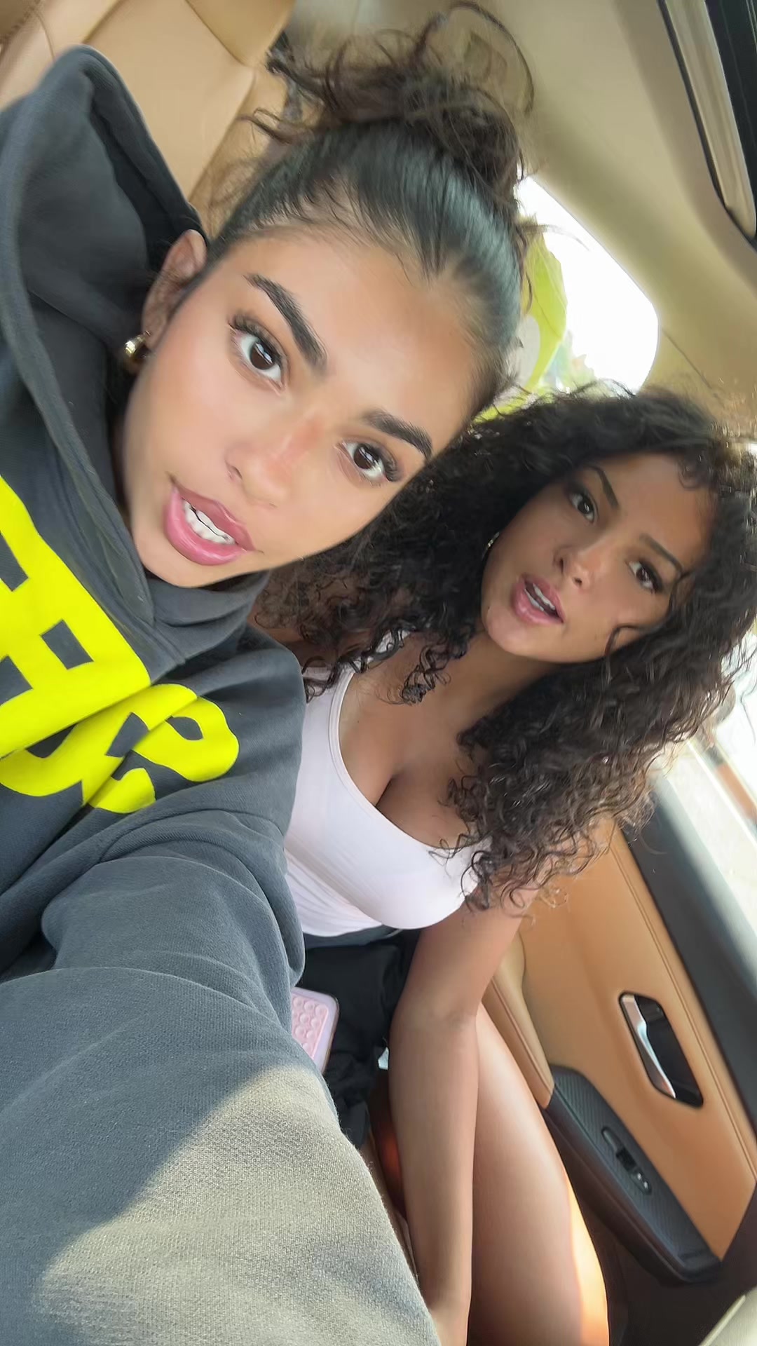 @bribri🙂