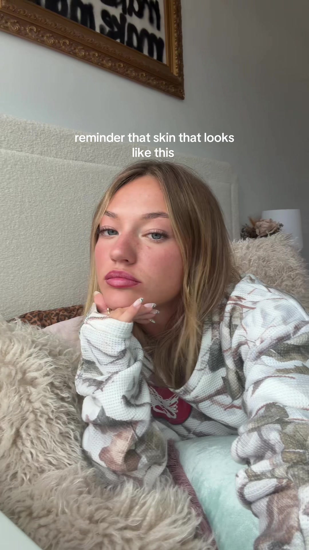 @khlo