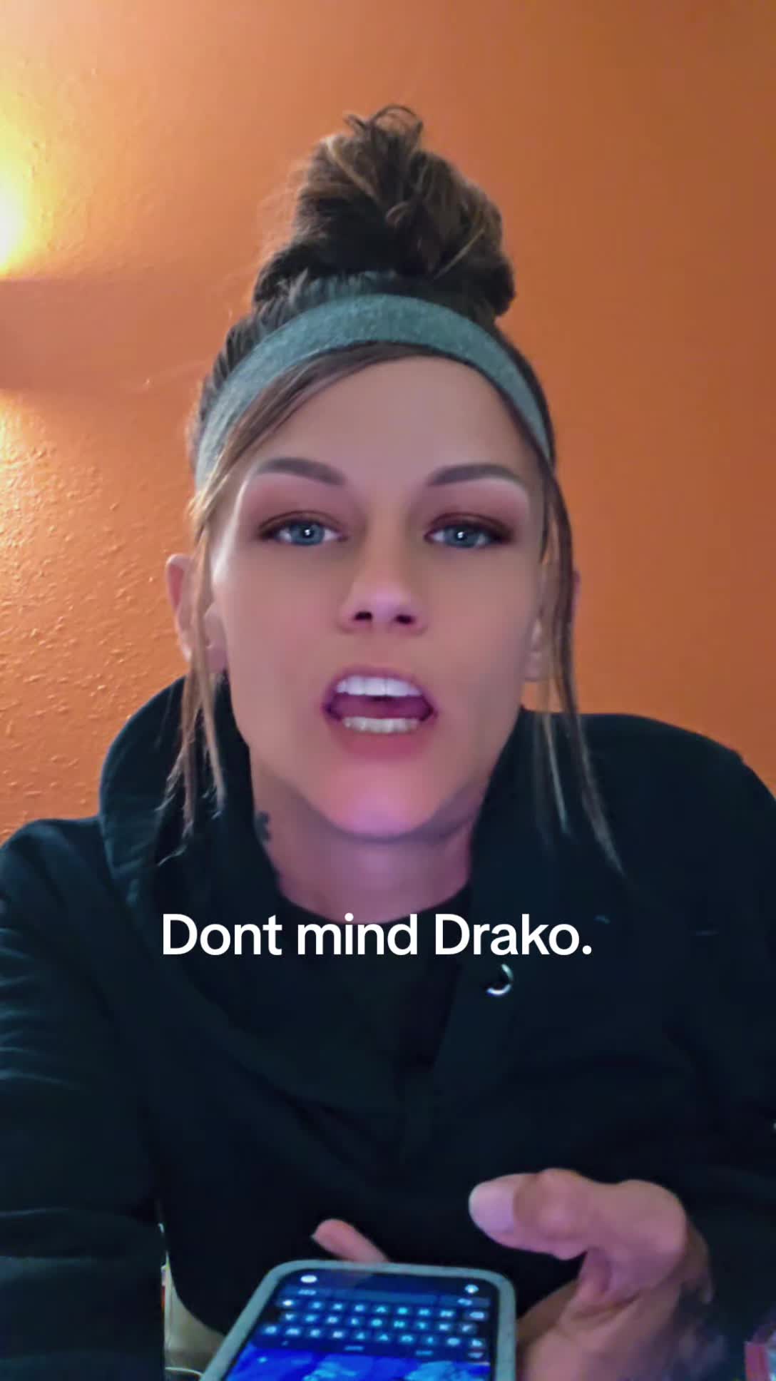 @HxTk 🖤